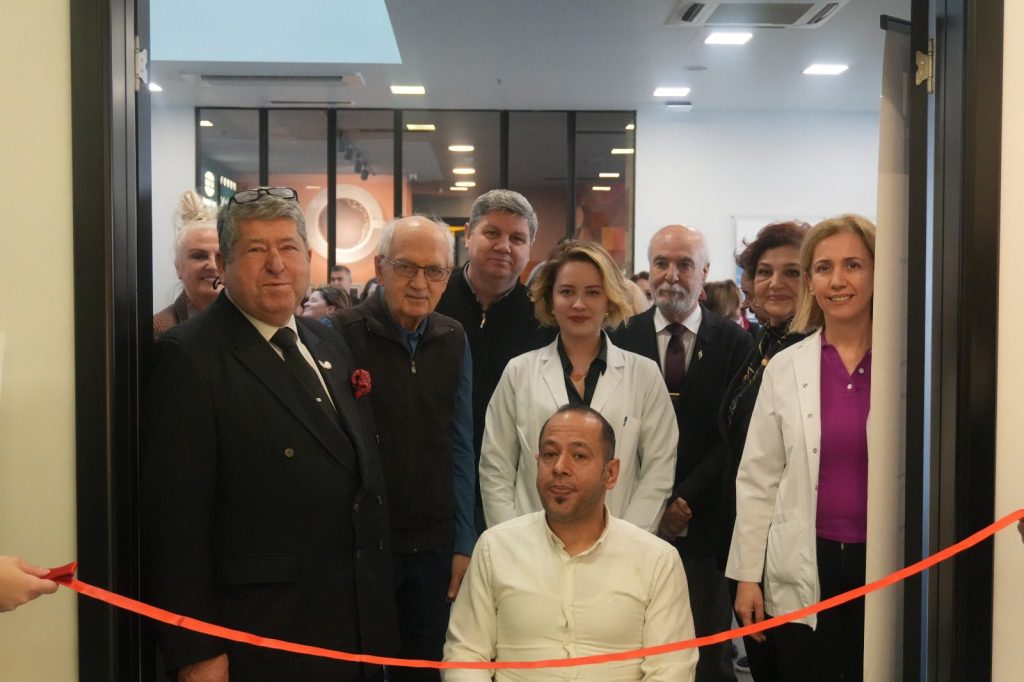 8 Mart Dünya Kadınlar Günü ve 14 Mart Tıp Bayramı Özel Sergileri
